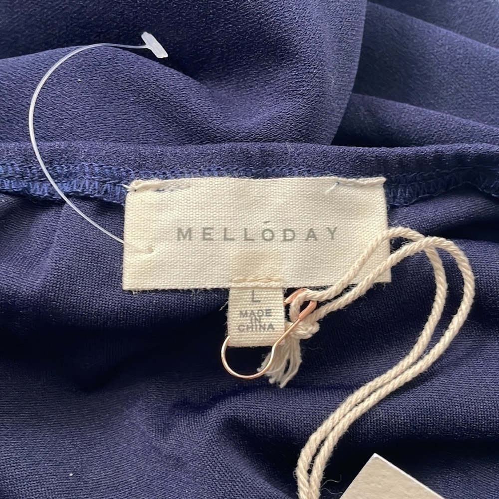 ♥️melloday♥️wide Leg Belted jump suit size  (Large) - Picture 9 of 9